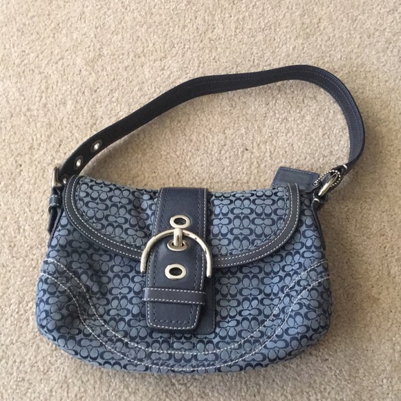 Coach Handbags - Black Coach Purse! Coach Handbags - Black Coach Purse!